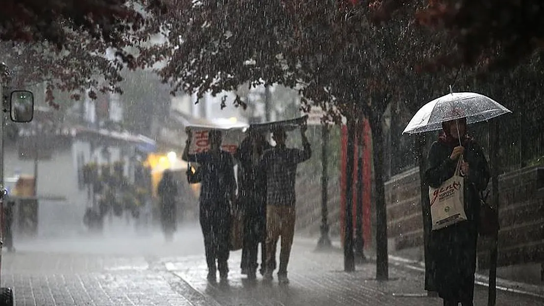 Bayram tatili için plan yapanlar üzülecek! Meteoroloji'den birçok bölgeye sarı kodlu hava durumu uyarısı yapıldı!