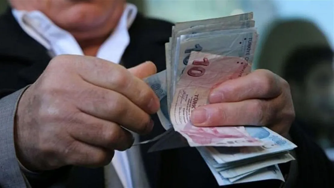 Beklenen rakamlar belli oldu! Milyonlarca SGK emeklisi ödemesini alacak: Emeklilere Temmuz zammına ek olarak 2500, 3500, 5000 TL verilecek!