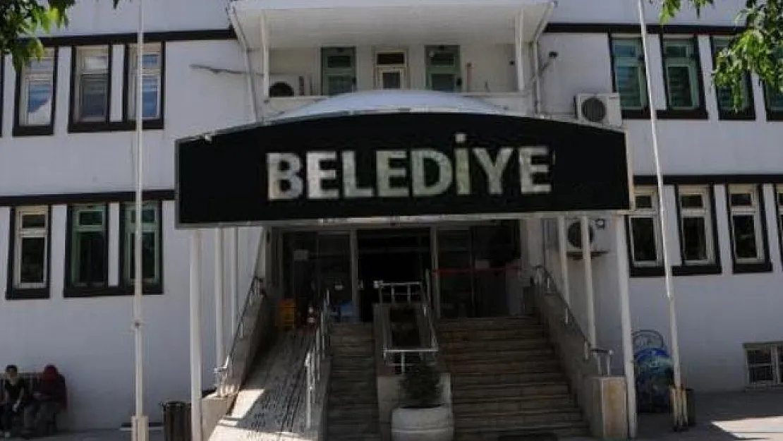 Belediyeye en az ilköğretim mezunu KPSS'siz 75 kişi alınacak!