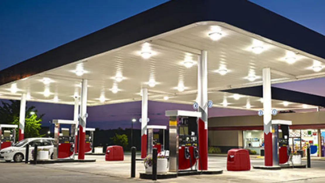 Benzin motorin ve LPG fiyatlarının en eski haline döndürecek çözüm açıklandı! İran petrolü devreye giriyor: Ama nasıl?