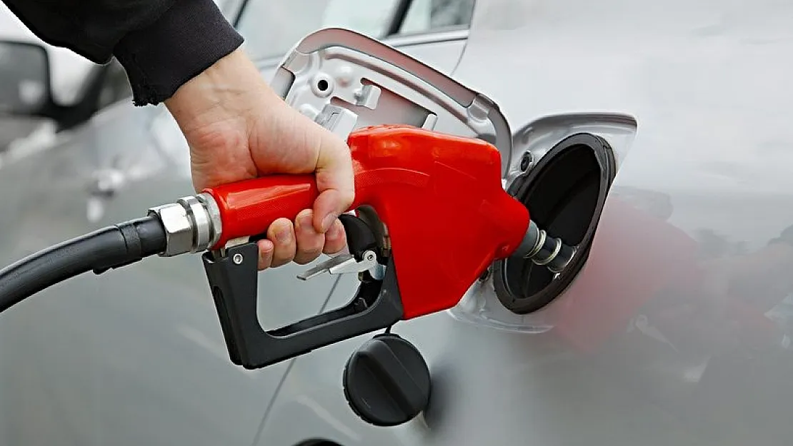 Benzin, motorin ve LPG için son dakika gelişmesi! EPGİS'ten ÖTV ve KDV indirimi açıklaması: Akaryakıta 5 lira indirim beklentisi