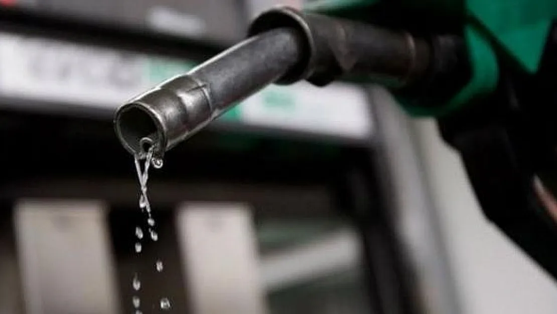 Benzine, motorine ve LPG'ye defalarca zam geldi! 2020 fiyatları merak konusu oldu!