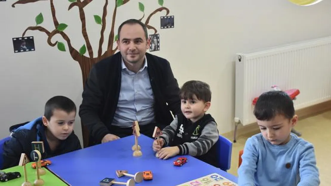 Beren bebeğin ismi çocuk akademisine verildi