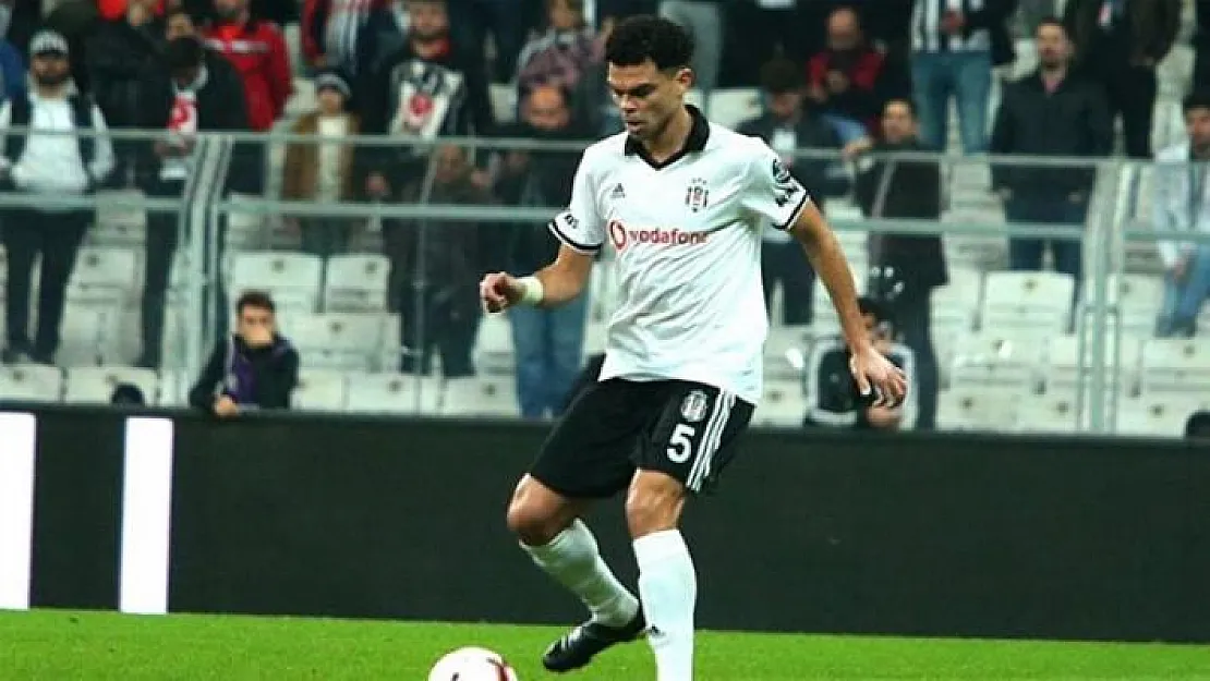 Beşiktaş Kulübü, Portekizli yıldızı Pepe ile yollarını ayırdı