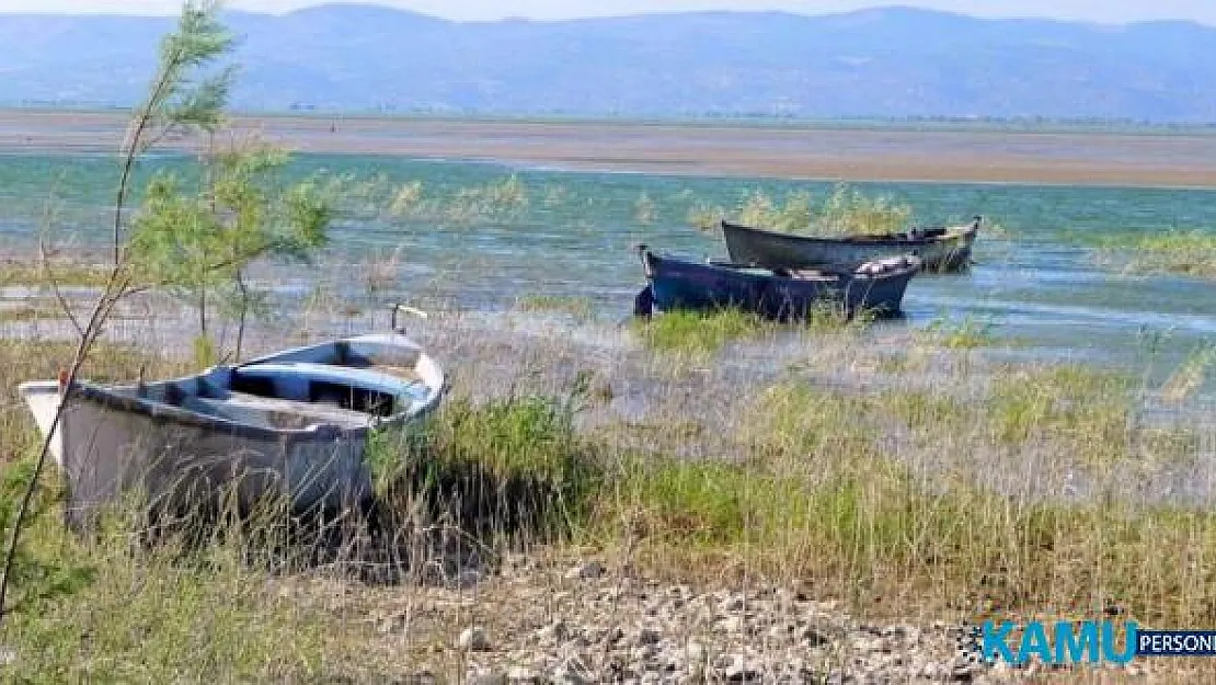 Bilinçsiz Su Kullanımı 3 Gölümüzün Tamamen Kurumasına Neden Oldu