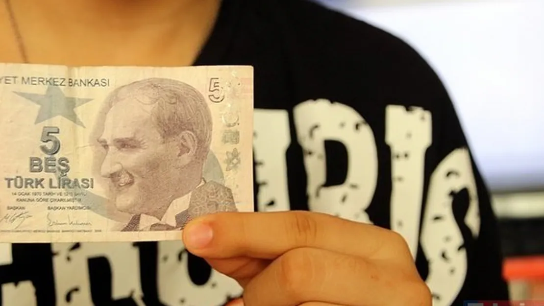 Cebinizde Servet Taşıyor Olabilirsiniz! Bu 5 TL'nin Değeri 50 Bin TL!