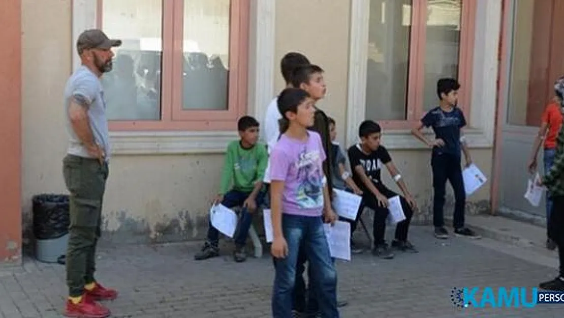 Bingöl'de Okulda Civa Zehirlenmesi Şüphesi ! Milli Eğitim Müdüründen Açıklama Geldi