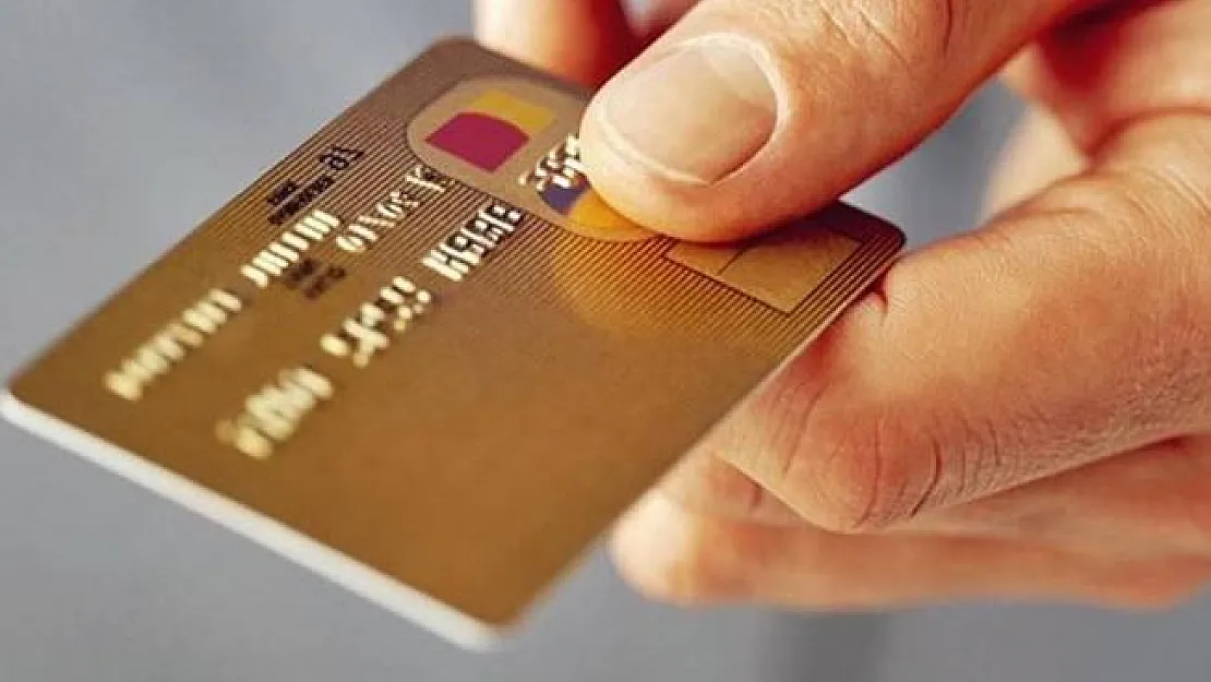 Binlerce kredi kartı kullanıcısını ilgilendiriyor! İnternetten alışveriş yapanlar dikkat!