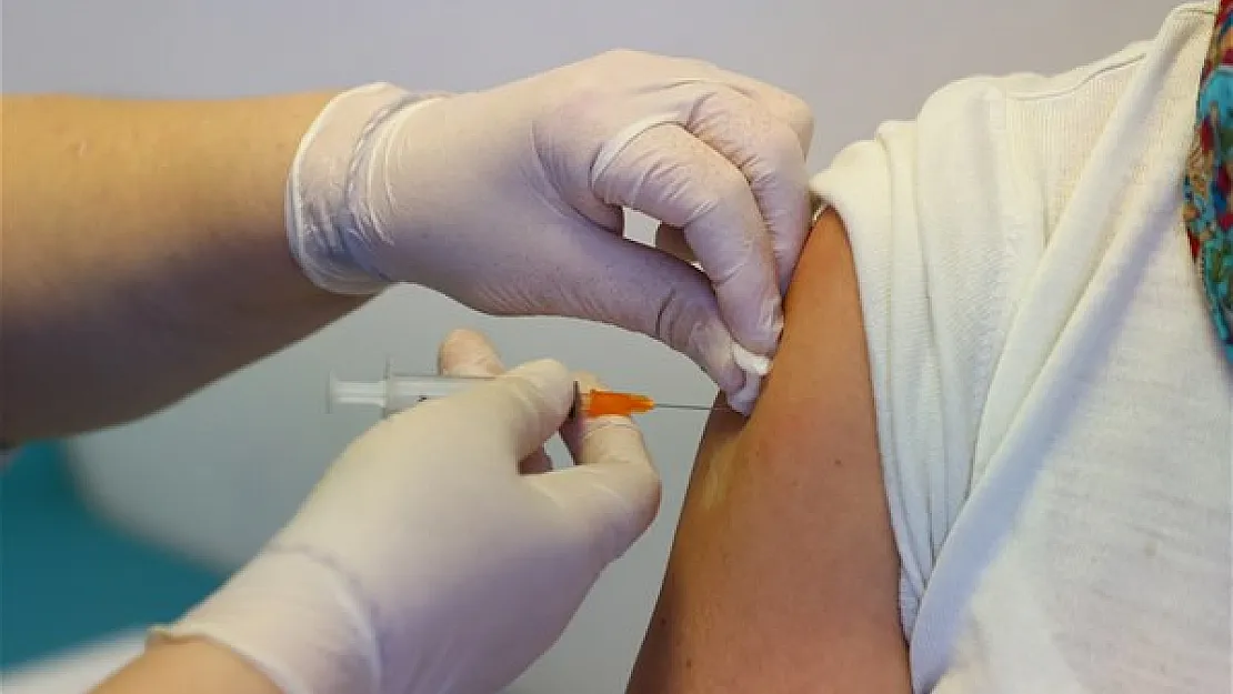 BioNTech aşı randevuları iptal edildi! Sağlık Bakanlığı milyonarca kişiye mesaj gönderdi!