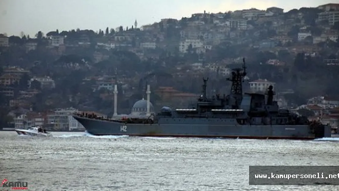 Bir Rus Savaş Gemisi Gerginliği Daha Yaşandı