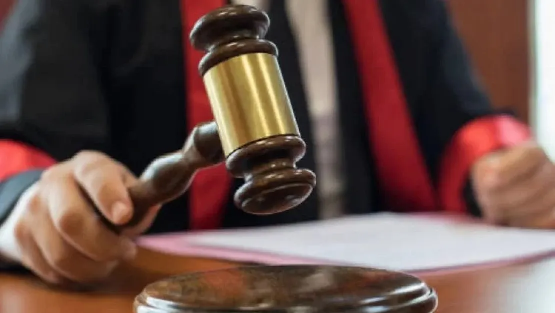 Bir sene içinde 12 defa rapor alınca işinden kovuldu! İş Mahkemesi ise iadesine karar verdi!