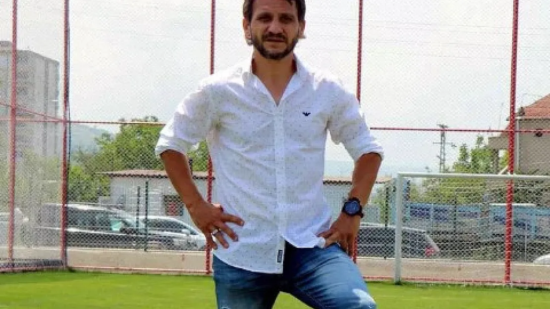 Bir zamanların ünlü futbolcusu kalp krizi geçirdi! Fenerbahçe'den açıklama geldi