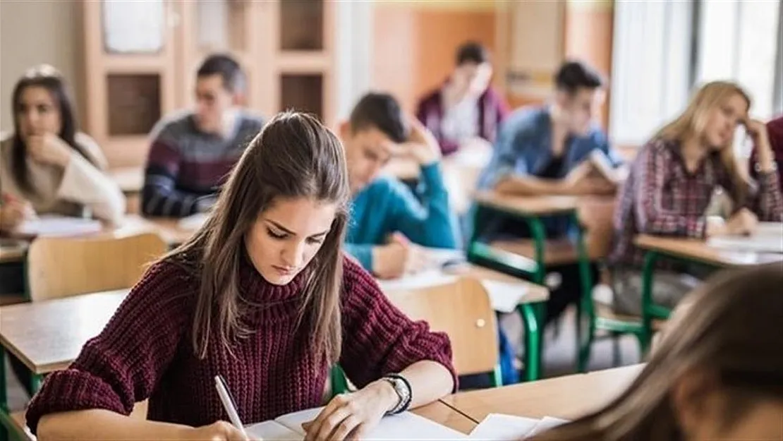 Bitirdikten sonra iş bulması en kolay iki yıllık bölümler hangileridir?