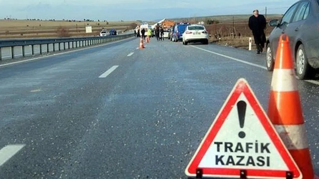 Bolu'da facia gibi zincirleme trafik kazası! Ortalık kan gölüne döndü: 3 ölü, 2 yaralı
