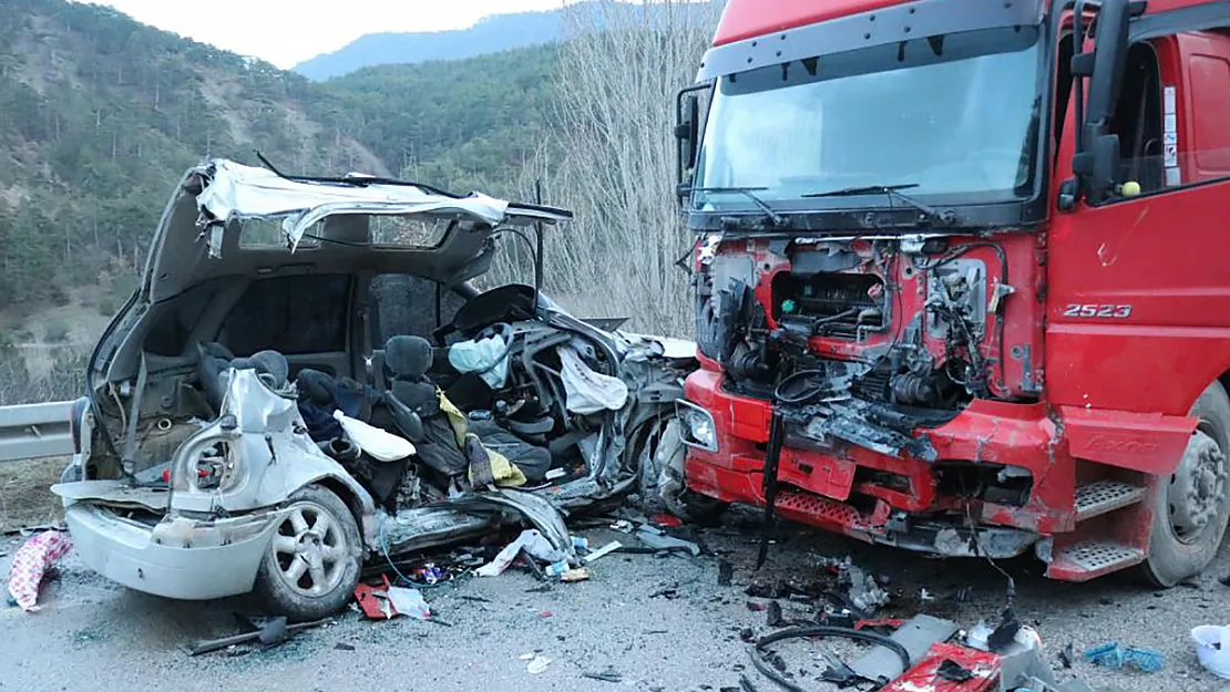 Bolu'da Feci Kaza: Bir Aile Yok Oldu!