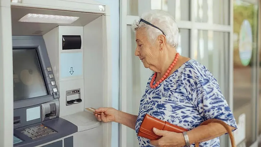 Bu 3 şartı tamamlayanlar 50 yaşını doldurduğu gibi emekli olabilecek! Erken emeklilik hesaplamasında öne çıkan kriterler…