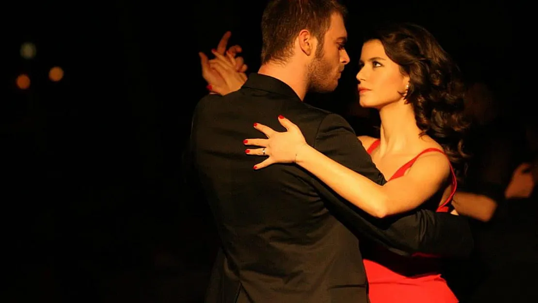 Bu film rekor kıracak: Aşk-ı Memnu'nun Bihter ve Behlül'ü yeniden bir arada!