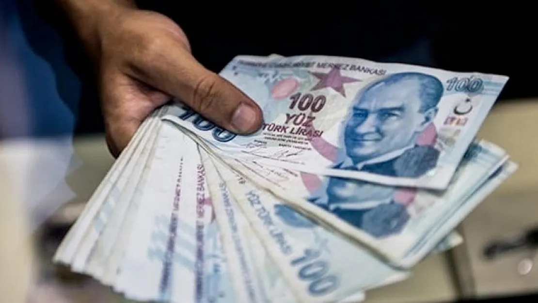 Bu sabah emekliye ek ödeme paketi onaylandı! Emeklilere maaşa ek 2.750 TL para ödemeleri başladı