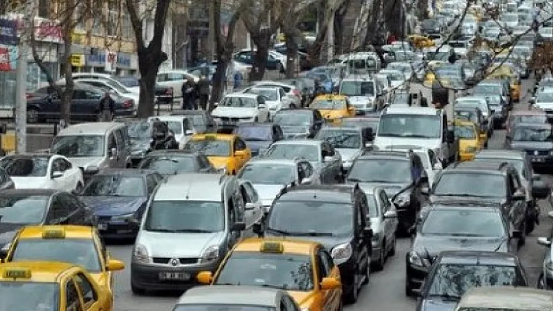 Bu şartı yerine getirmeyenlere yarın 1.181 TL ceza kesilecek!