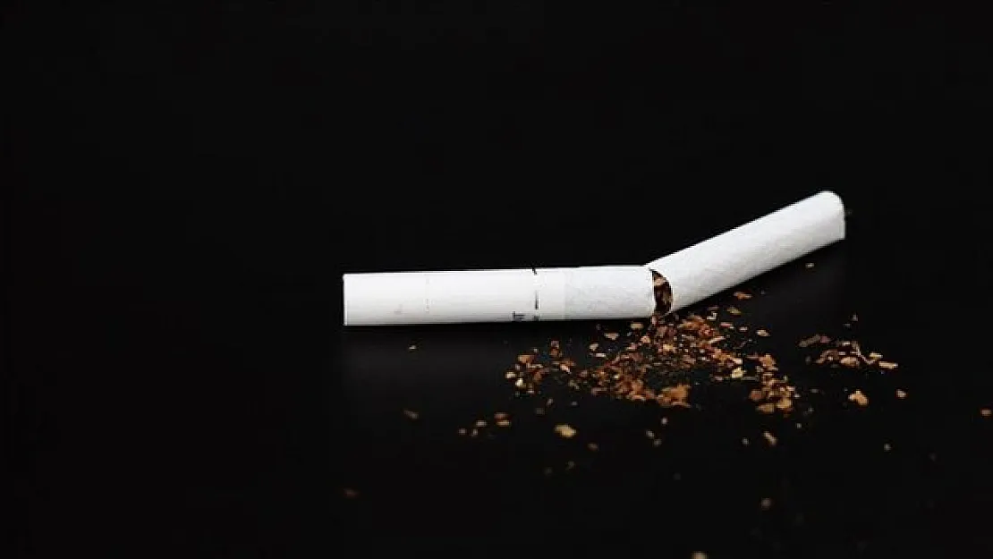BU SEFER İÇEN KESİN BIRAKACAK! Bir sigara grubuna daha okkalı zam geldi: 5 Ocak yeni sigara fiyatları