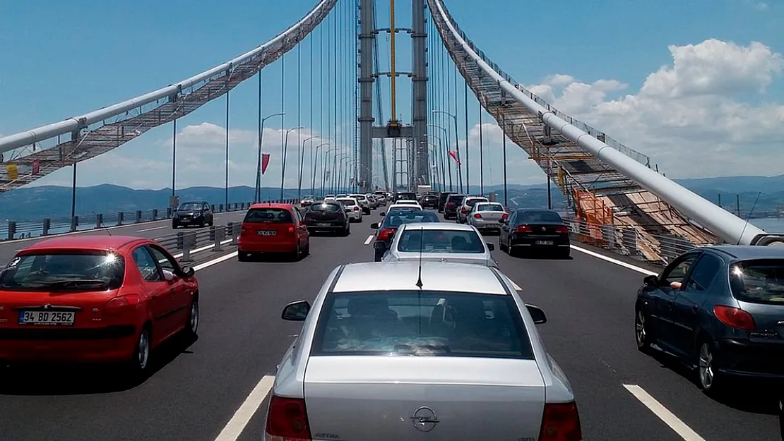 Bu Yollardan Geçeceklere Kötü Haber! Gece Yarısı Kallavi Zam Geliyor! İşte Yeni Zamlı Geçiş Ücretleri