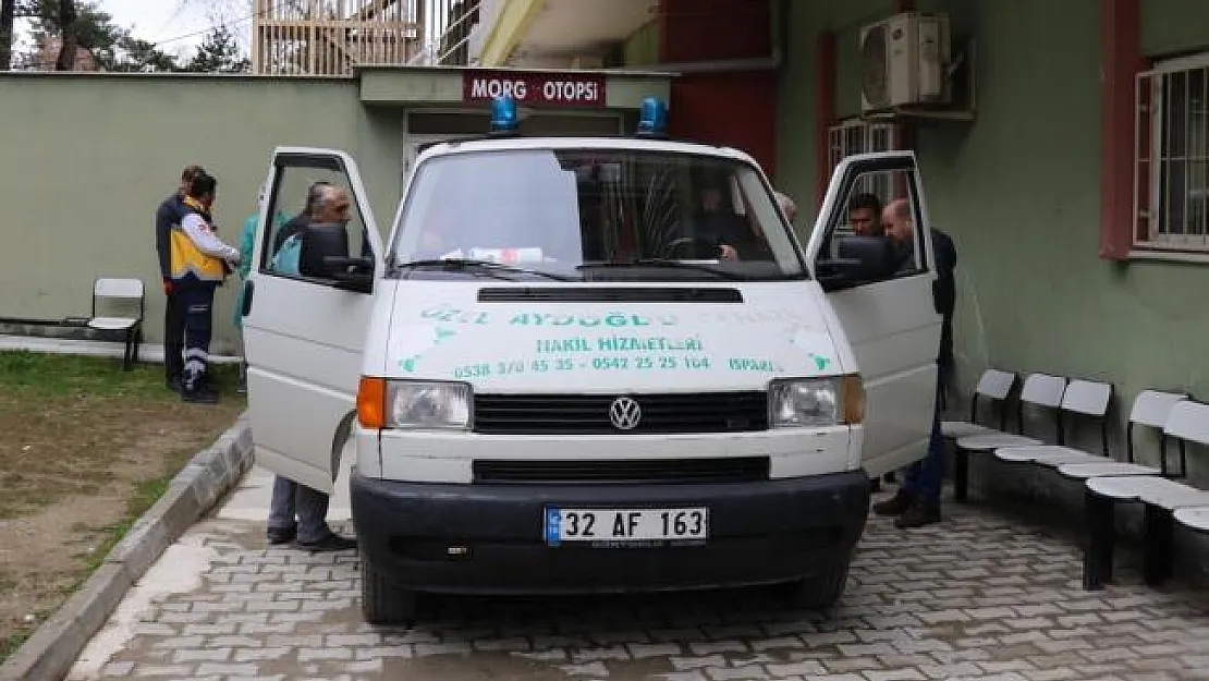 Burdur'da toprağa gömülü parçalanmış kadın cesedi bulundu