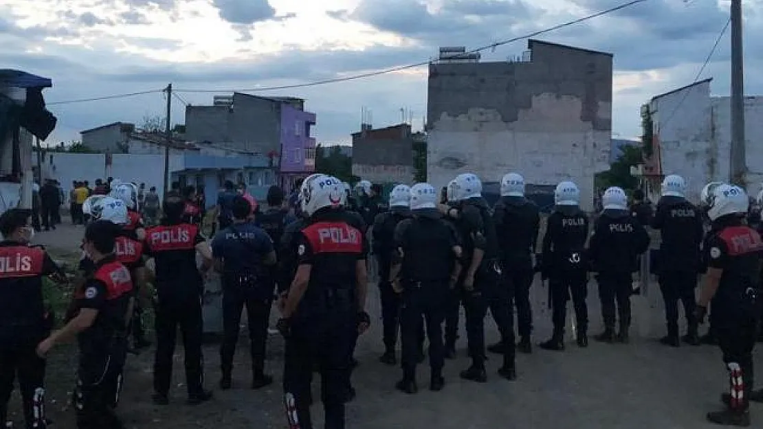Bursa'da kavgayı aralarken vurulan bir polis memuru şehit oldu!