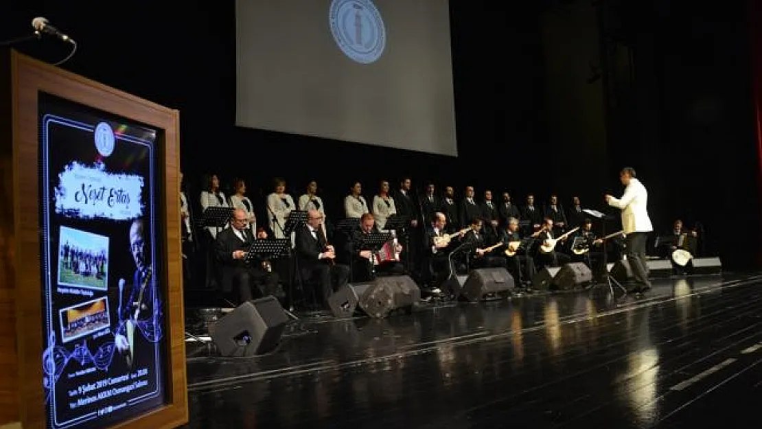 Bursa'da Neşet Ertaş anısına konser düzenlendi