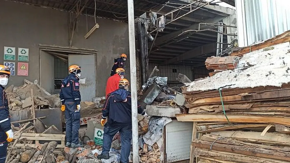 Bursa'da patlama! Ölü ve yaralılar var