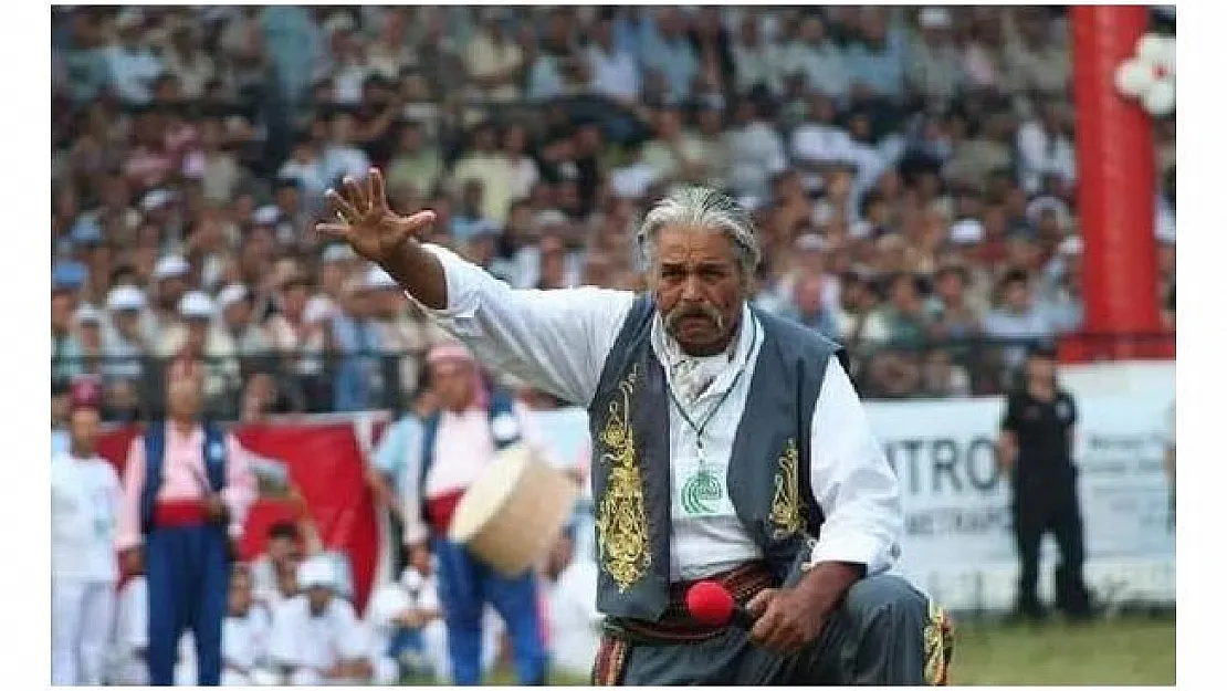 Bursalı ünlü Başcazgır Pele Mehmet koronavirüse yenik düştü!