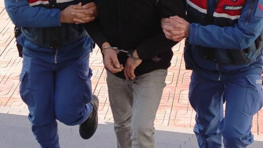 Büyükşehirleri kana bulayacaklardı! Teröristler patlayıcılarla yakalandı!