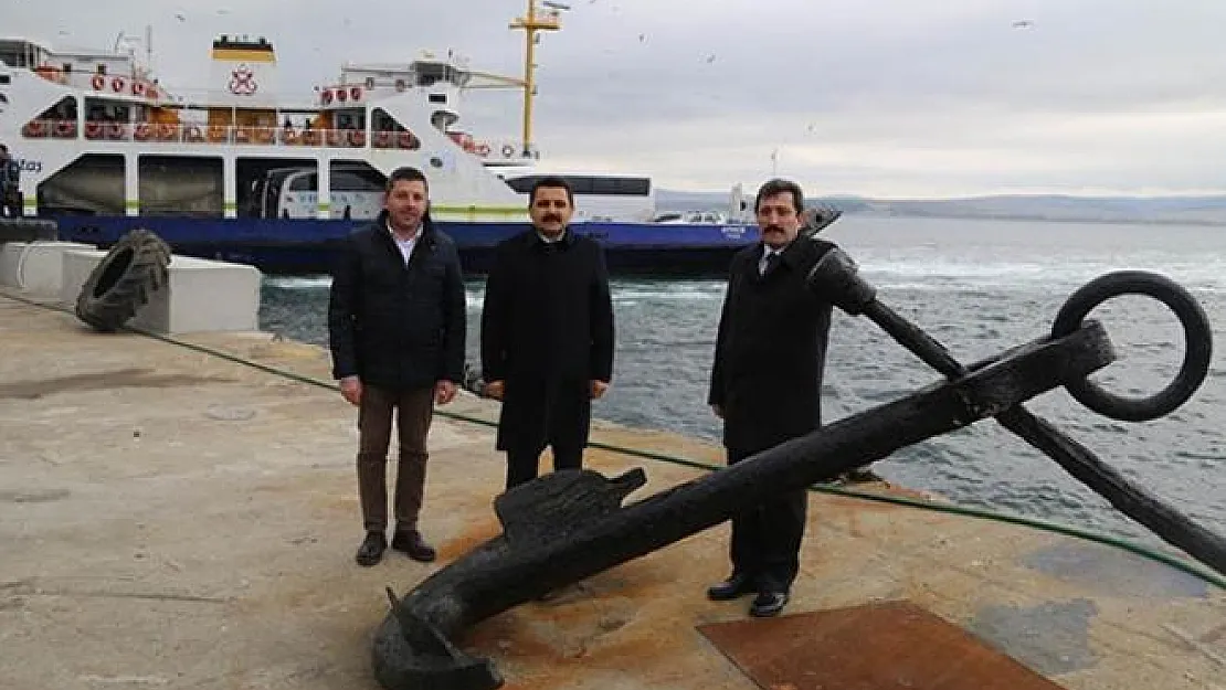 Çanakkale'nin Lapseki ilçesinde 100 yıllık 3 tonluk çapa bulundu