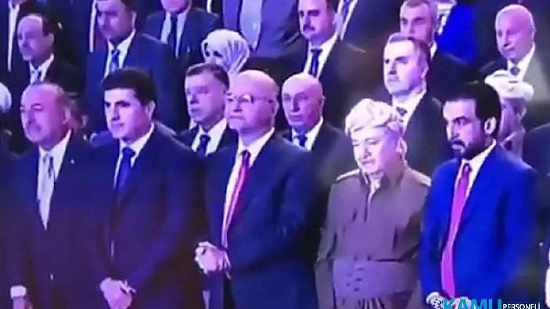 Çavuşoğlu, Kürdistan şehitleri için saygı duruşunda durdu!