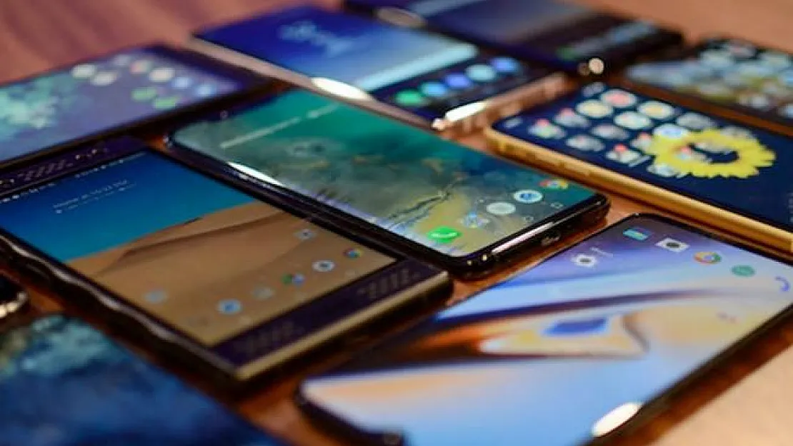 Cep telefonu alacaklar dikkat! Yeni karar Resmi Gazete'de yayımlandı!