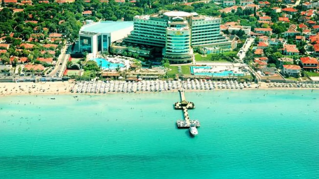 ÇEŞTOB Çeşme Otelciler Birliği Başkanı Yakup Demir'den uyarı! ''Çeşme'de otel rezervasyonu için geç kalmayın''
