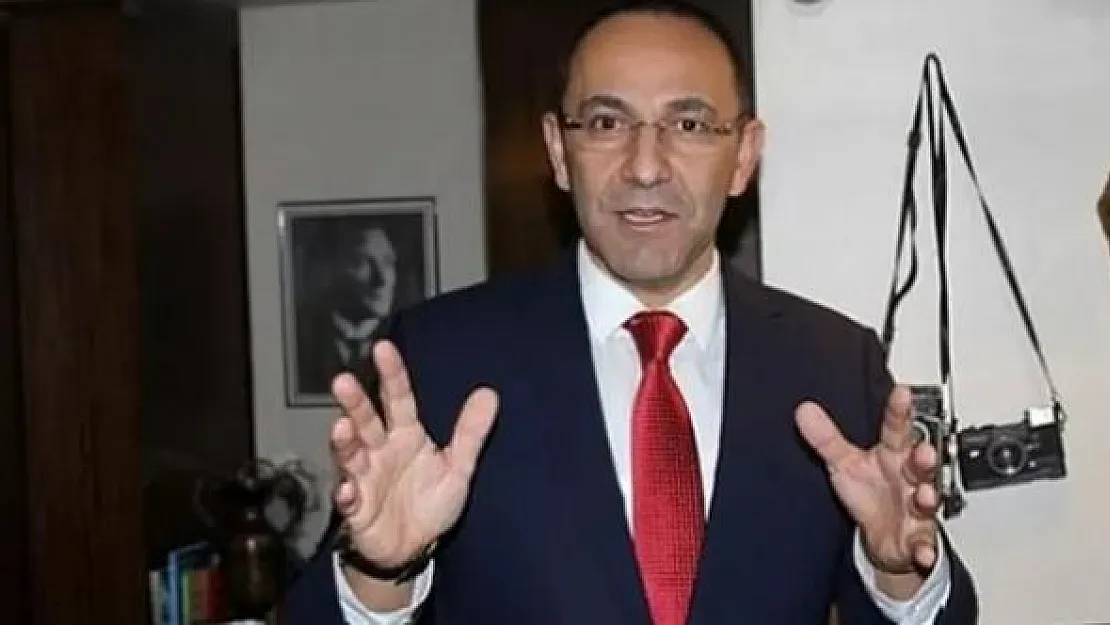 CHP'li Belediye Başkanı İbrahim Burak Oğuz FETÖ'den Gözaltına Alındı