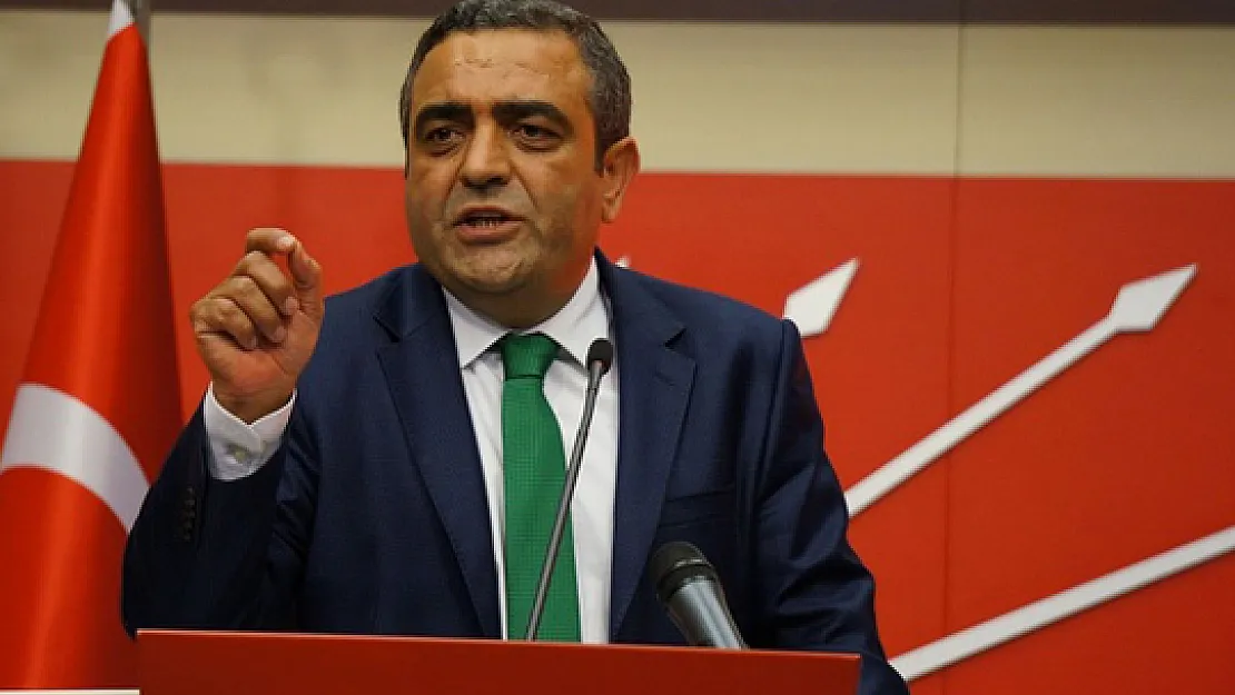 CHP'li Sezgin Tanrıkulu'ndan Avukatlara Yeşil Pasaport Verilsin Talebi