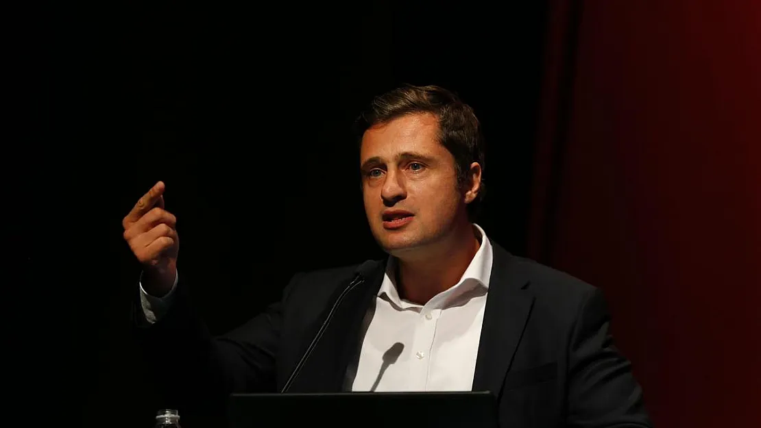 CHP'li Vekil Yücel hırsızlık şoku yaşadı! Kendi eliyle yakalayıp teslim etti