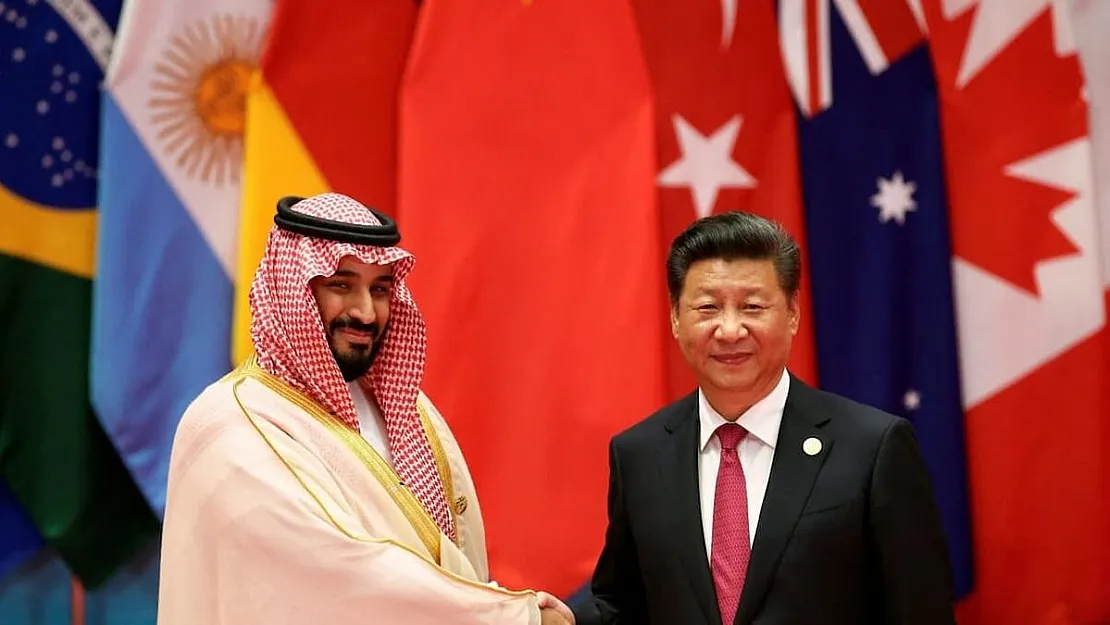 Çin Devlet Başkanı Xi Jinping, Suudi Arabistan'ı Ziyaret Ediyor