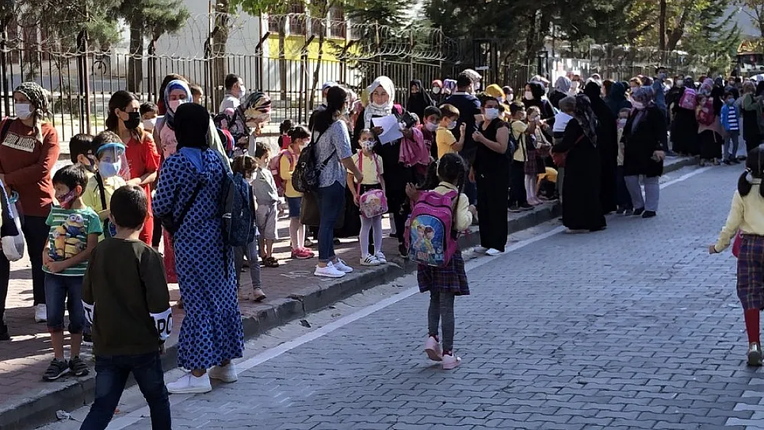 Çocuğu olanlar dikkat! Pek çok ülkede yasaklandı: Okullar açıldığından beri hızla arttı..