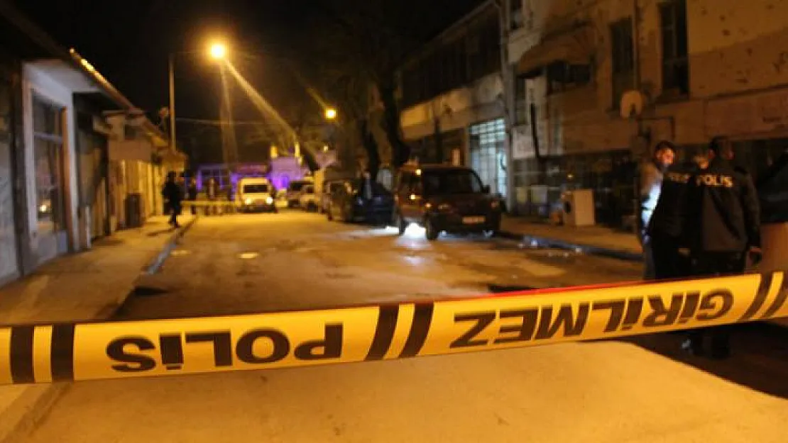 Çorum'da cinayet! İş yerinin önünde silahlı saldırı