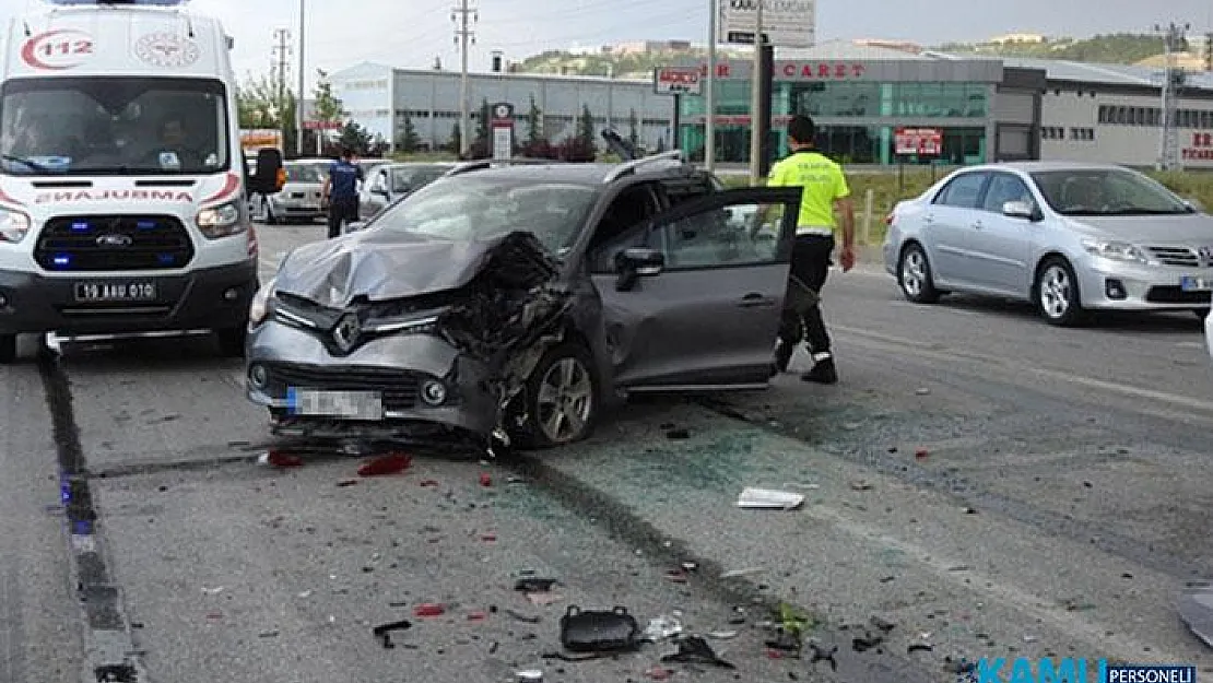 Çorum'da Feci Kaza! Yolcu Otobüsü 7 Araca Çarptı! Yaralılar Var
