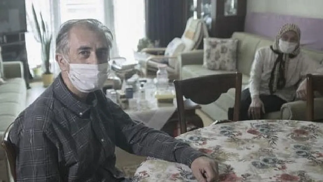 Covid-19'u Yenen Dr. Köse: 23 Gün Uyutulduktan Sonra Yeniden Doğmuş Gibiyim
