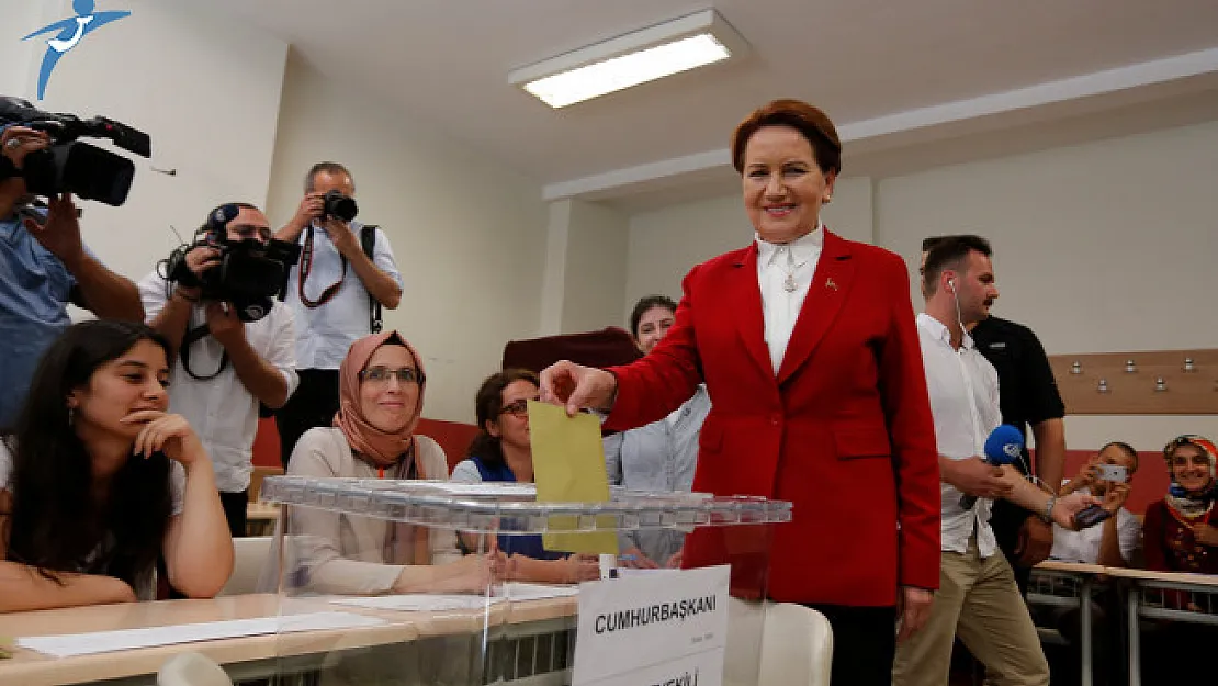 Cumhurbaşkanı Adayı Meral Akşener Oyunu Kullandı!