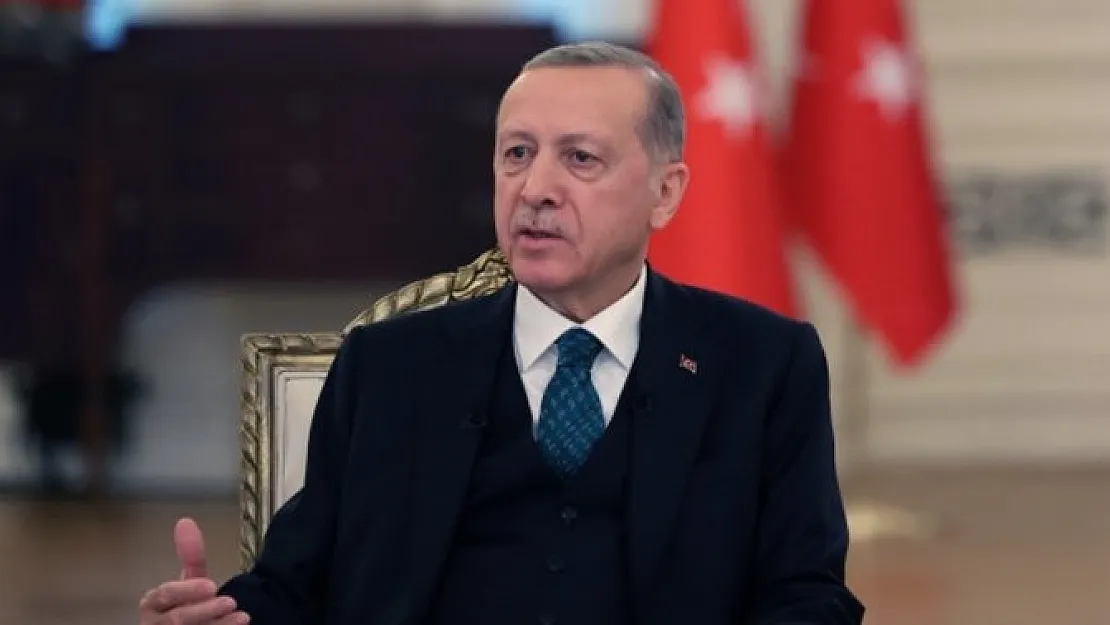 Cumhurbaşkanı Erdoğan canlı yayında rahatsızlandı: Sağlık durumu nasıl? Son dakika açıklandı