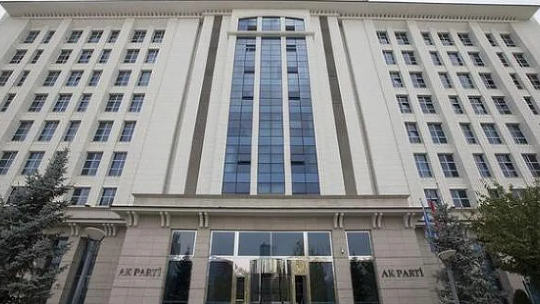 Cumhurbaşkanı Erdoğan İstedi Milletvekili Partisinden ve MKYK Üyeliğinden İstifa Etti