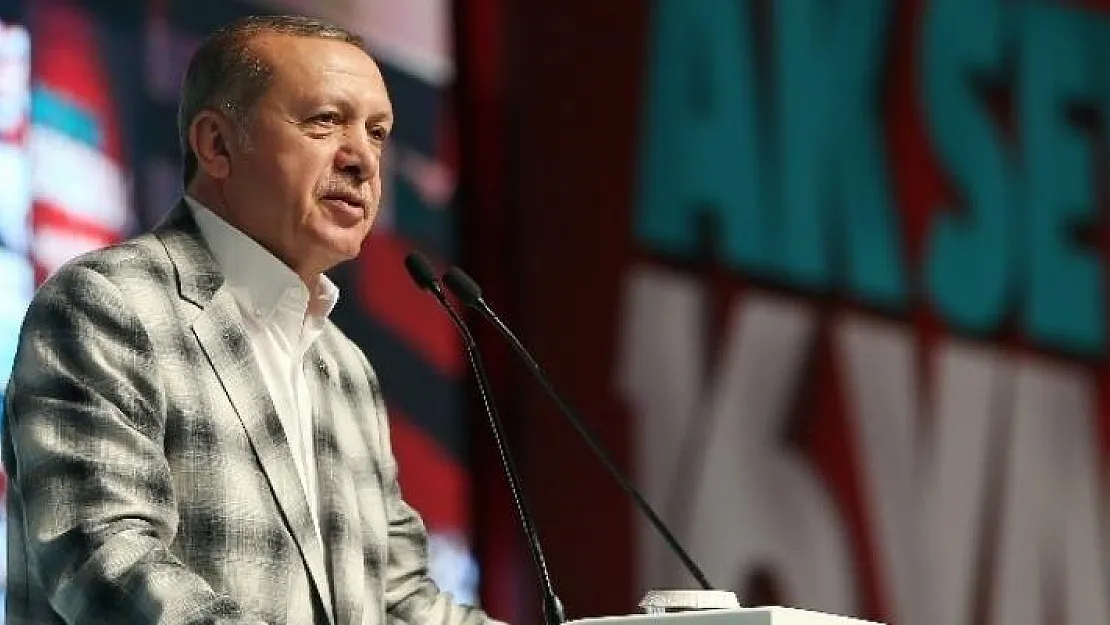 Cumhurbaşkanı Erdoğan Pakistan Milli Günü'nü kutladı