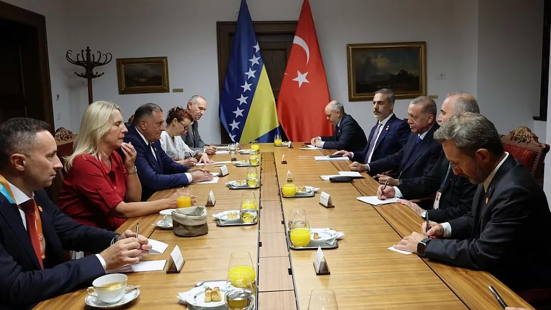Cumhurbaşkanı Erdoğan'dan Macaristan'da Tarihi Anlaşma