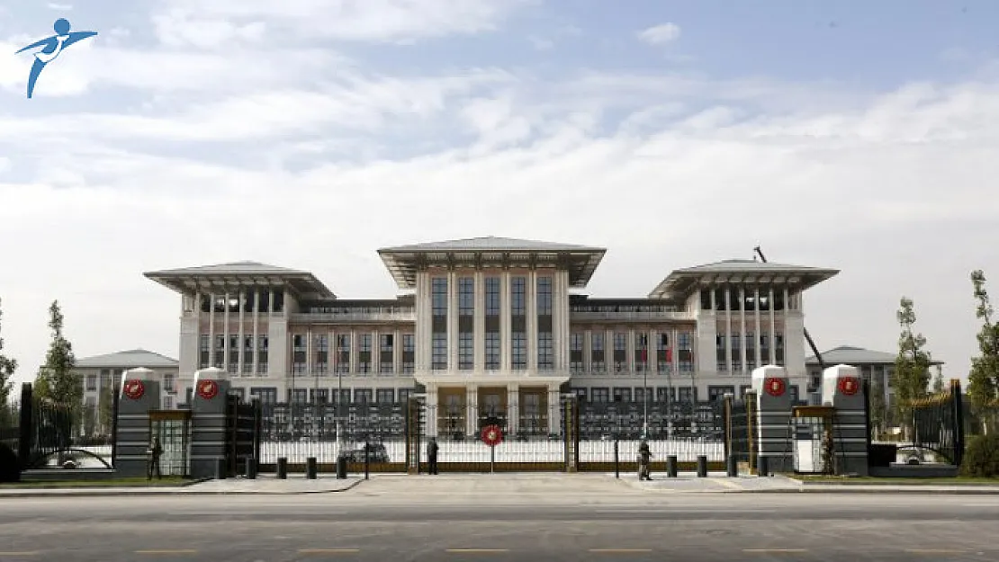 Cumhurbaşkanlığı Hükümet Sistemi'nde Bakanlık Sayısı 21'den 14'e Düşürülecek!