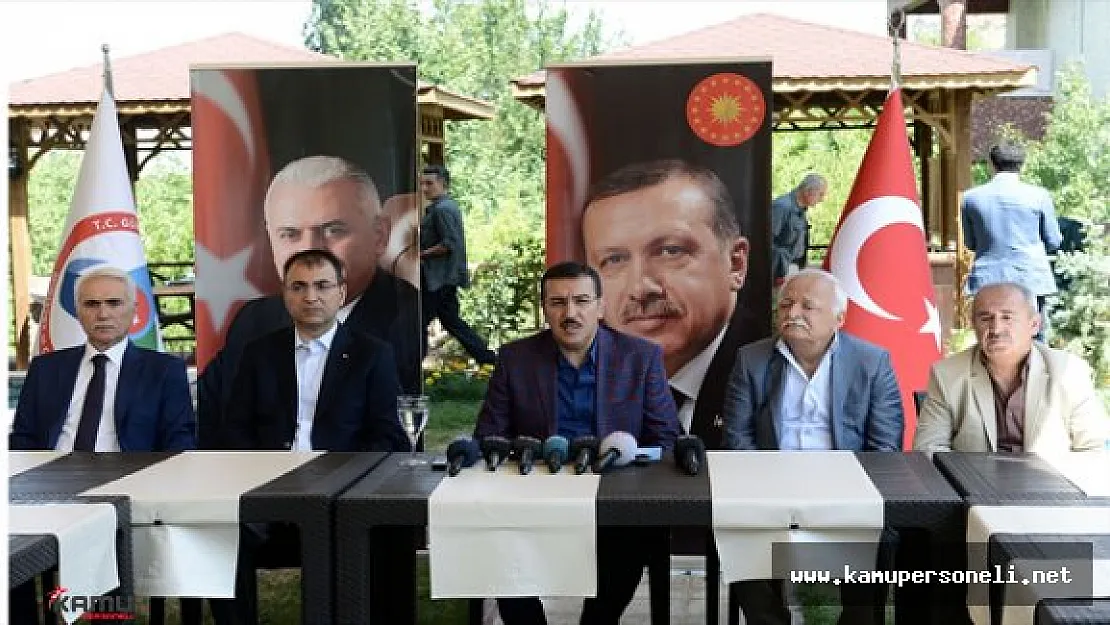 Darbe Girişiminin Türkiye Ekonomisine Yüzde 1 Oranında Dahi Etkisi Yok
